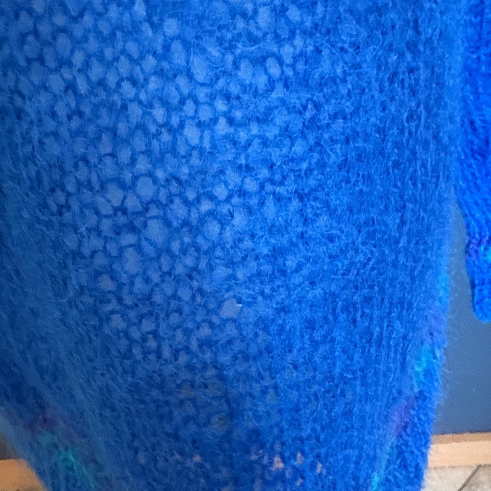 Icelandic Mohair/Wool Sweater. Size Small - Picture 4 of 10